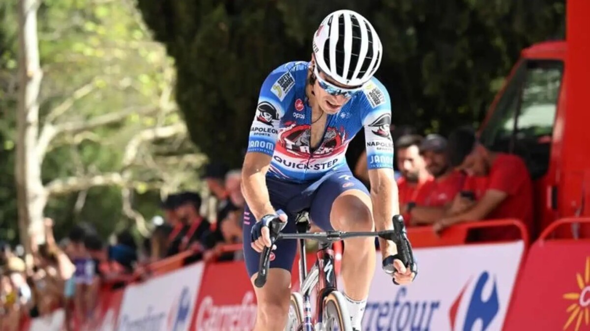 girodociclismo.com.br mikel landa assume lideranca apos saida de remco evenepoel agora e hora de lutar pela classificacao geral assista a entrevista image 1