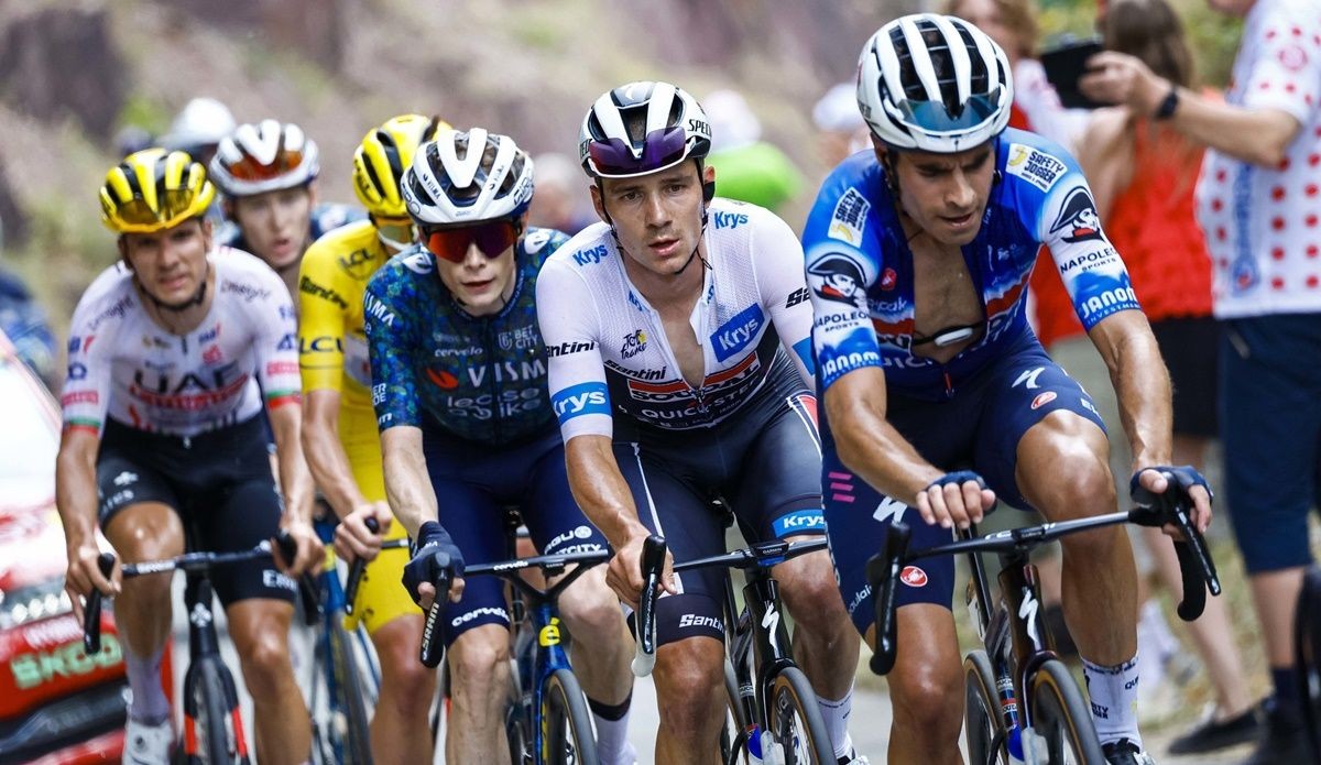 girodociclismo.com.br mikel landa assume lideranca apos saida de remco evenepoel agora e hora de lutar pela classificacao geral assista a entrevista image