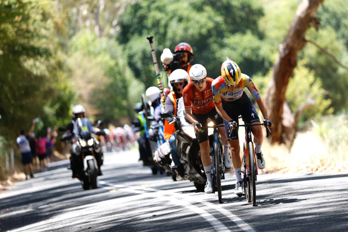girodociclismo.com.br noemi ruegg confirma favoritismo e conquista o titulo geral do santos tour down under 2026 image 2