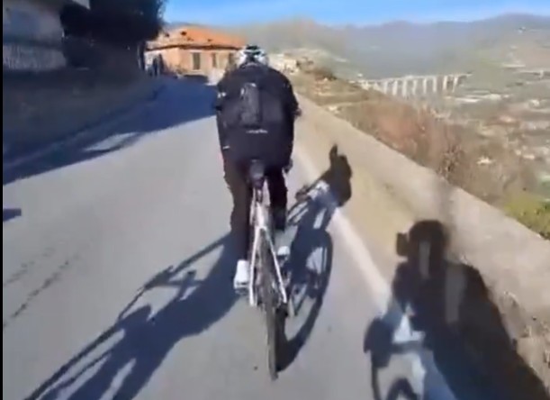 girodociclismo.com.br pogacar mira os monumentos restantes e intensifica preparacao para a milan sanremo image