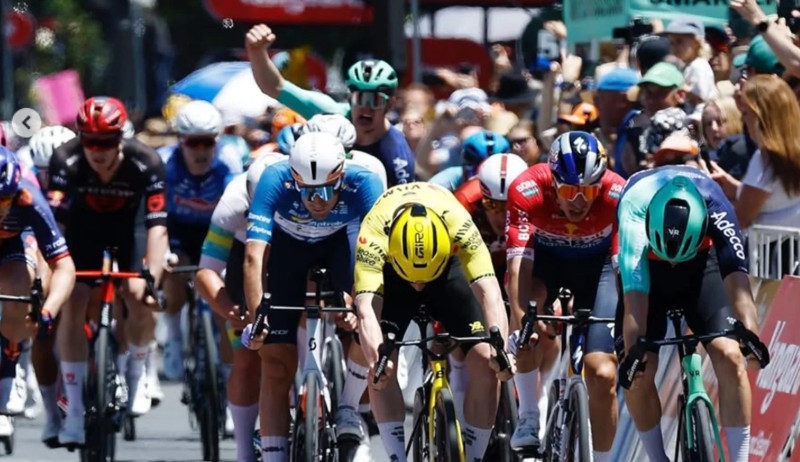 girodociclismo.com.br primeiro cartao amarelo da temporada 2026 e aplicado no ciclismo profissional image 5