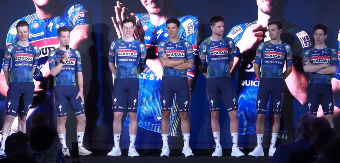 girodociclismo.com.br soudal quickstep respira aliviada equipe renova contrato com patrocinador mesmo apos saida de remco evenepoel image 1