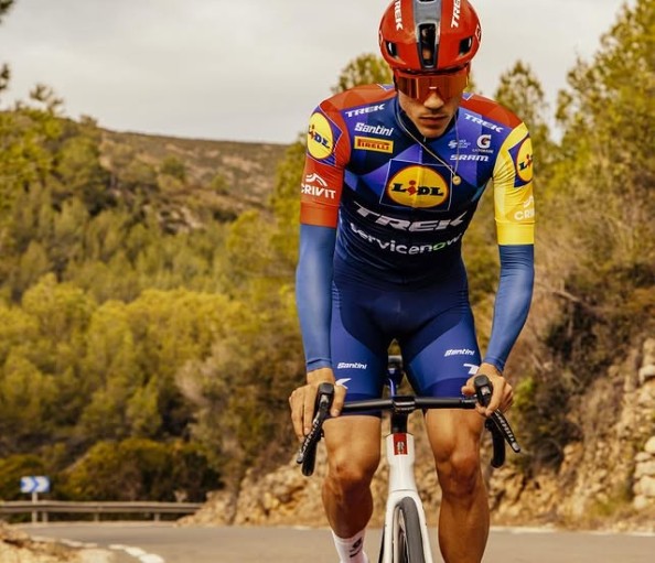 girodociclismo.com.br tadej pogacar estava diferente no ultimo tour nao parecia natural de francepedro delgado analisa o ciclismo atual e projeta o futuro de pogacar image 2