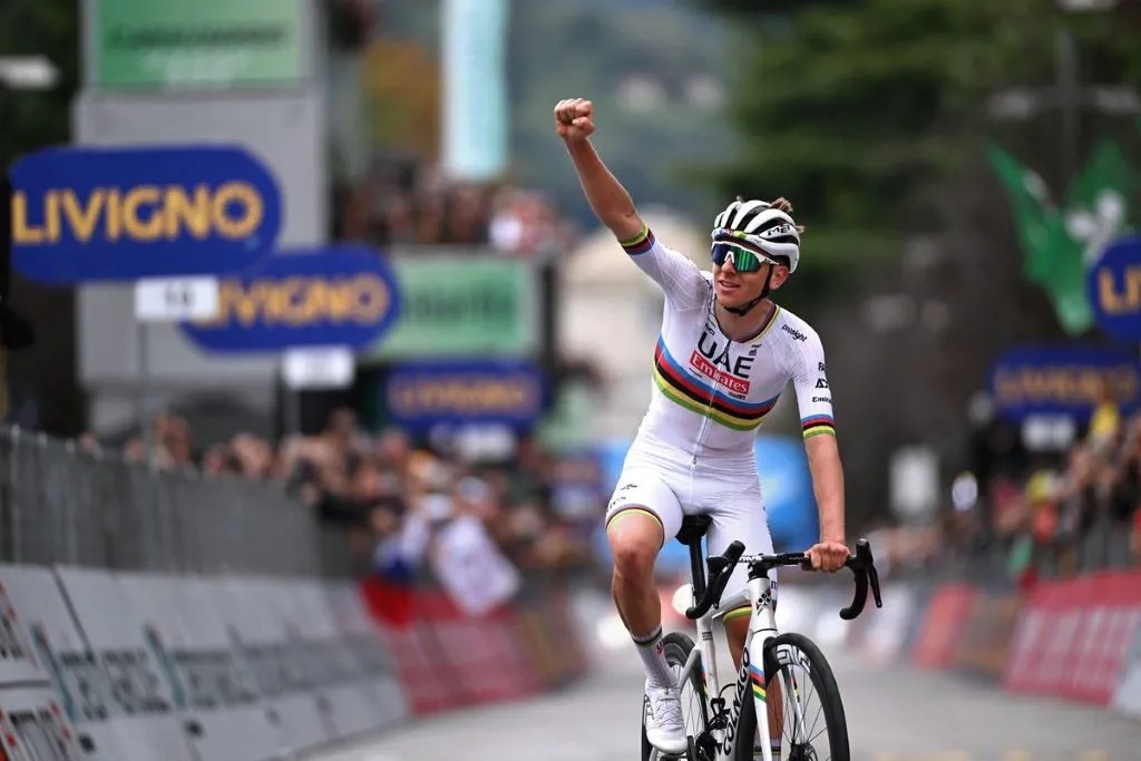 girodociclismo.com.br tadej pogacar volta a rejeitar comparacoes com eddy merckx isso e um completo absurdo image 3