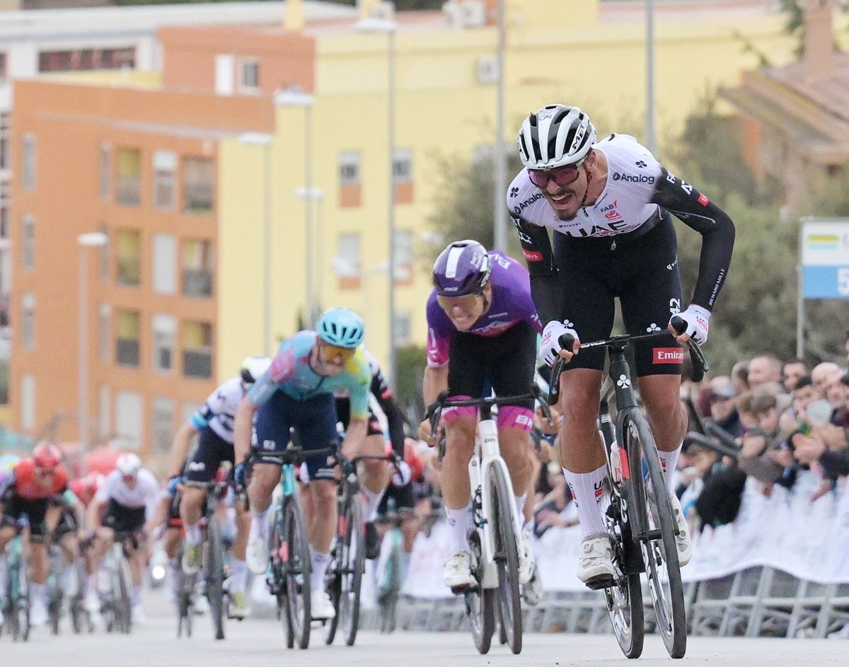 girodociclismo.com.br uae emirates apresenta a equipe para as primeiras provas na europa antonio morgado lidera forte time na espanha image 3