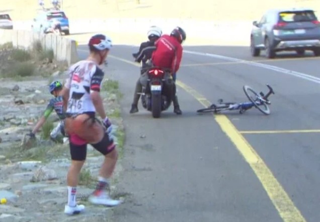 girodociclismo.com.br uae emirates confirma o abandono de ciclista no alula tour apos queda grave image 2