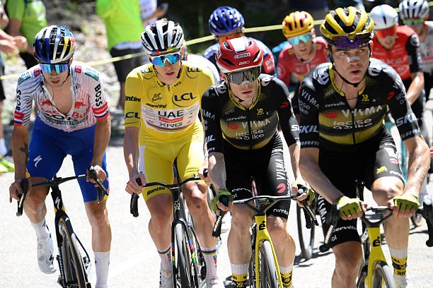 girodociclismo.com.br voces trouxeram evenepoel e roglic encarem tadej pogacar campeao da vuelta a espana critica a red bull bora assista o video image 2