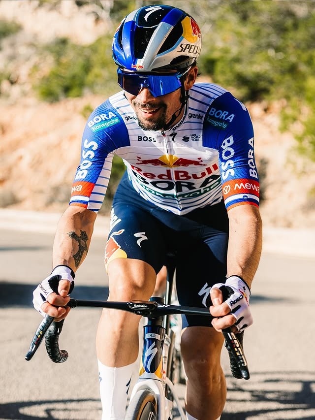 girodociclismo.com.br voces trouxeram evenepoel e roglic encarem tadej pogacar campeao da vuelta a espana critica a red bull bora assista o video image 5