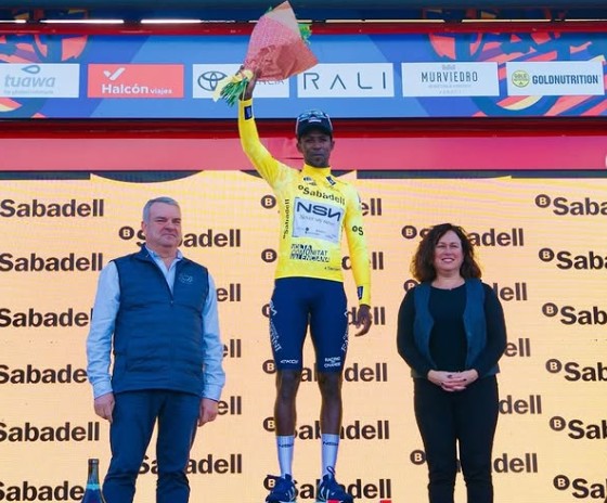 girodociclismo.com.br biniam girmay vence a 1a etapa da volta a valencia e e lider confira os resultados e a chegada image