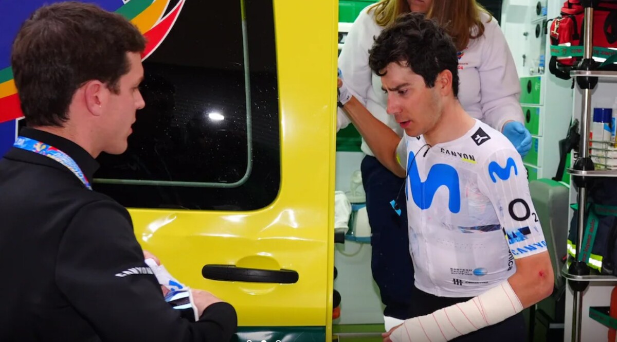 girodociclismo.com.br capitao da movistar no tour de france e encaminhado ao hospital com suspeita de fratura apos queda na volta a valencia image 2