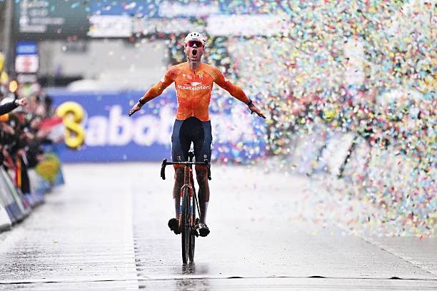 girodociclismo.com.br classica jaen quer tadej pogacar e mathieu van der poel e anuncia mudancas no percurso image