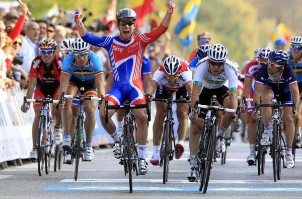 Decepção para Tadej Pogacar: UCI rejeita Mundial para escaladores "pode haver uma subida de 100 metros, só isso" 4 girodociclismo.com.br decepcao para tadej pogacar uci rejeita mundial para escaladores pode haver uma subida de 100 metros so isso image 6
