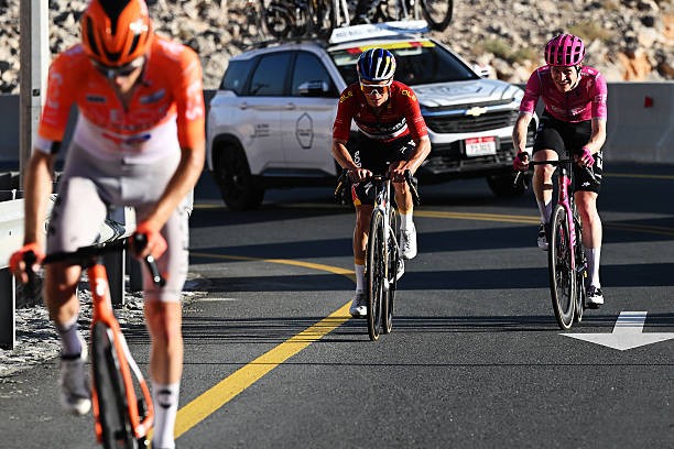 girodociclismo.com.br deixem remco evenepoel em paz ex ciclistas do worldtour saem em defesa do belga apos fracasso no uae tour image