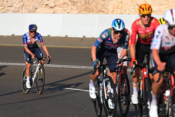 girodociclismo.com.br evenepoel faz balanco apos semana dificil e admite nao alcancei o nivel necessario para competir em etapas de montanha image 2