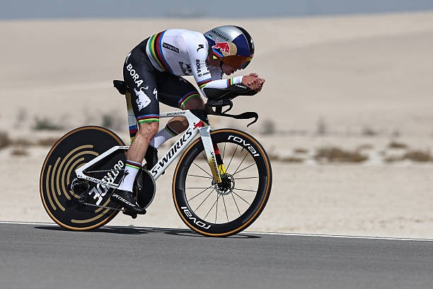 "Evenepoel quer vencer Tadej Pogacar, mas não vence corridas de uma semana", analistas criticam capacidade de Remco Evenepoel 2 girodociclismo.com.br evenepoel quer vencer tadej pogacar mas nao vence corridas de uma semana analistas criticam capacidade de remco evenepoel image 1