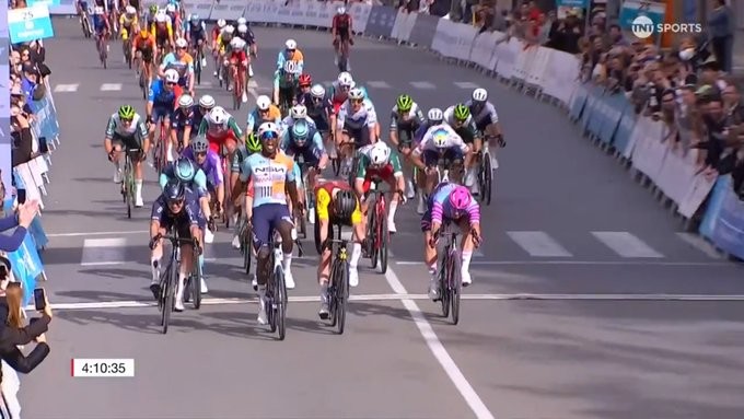 girodociclismo.com.br girmay vence a clasica de almeria em sprint dominante image 1