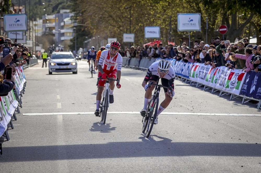 girodociclismo.com.br gregario de joao almeida na volta ao algarve e promovido ao worldtour pela uae emirates image