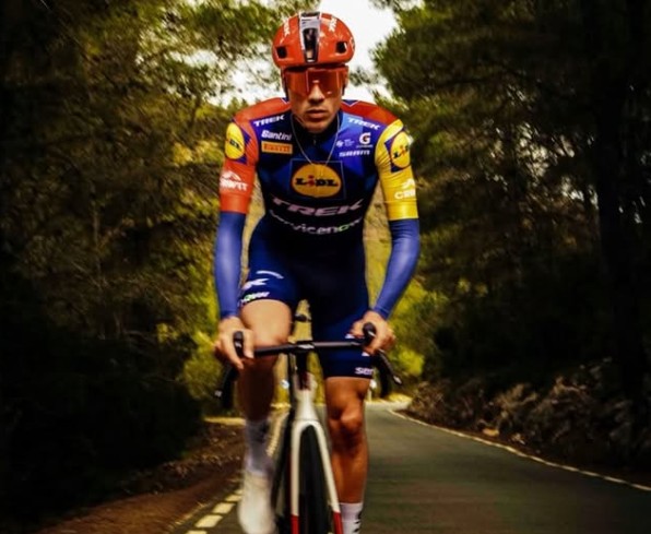 girodociclismo.com.br historico diretor do worldtour critica fortemente colega e faz revelacoes odeio ralph denk a uci tem medo da red bull assista o video image 1