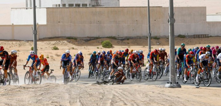 girodociclismo.com.br isaac del toro vence a 1a etapa do uae tour e assume lideranca confira os resultados e a chegada image 7