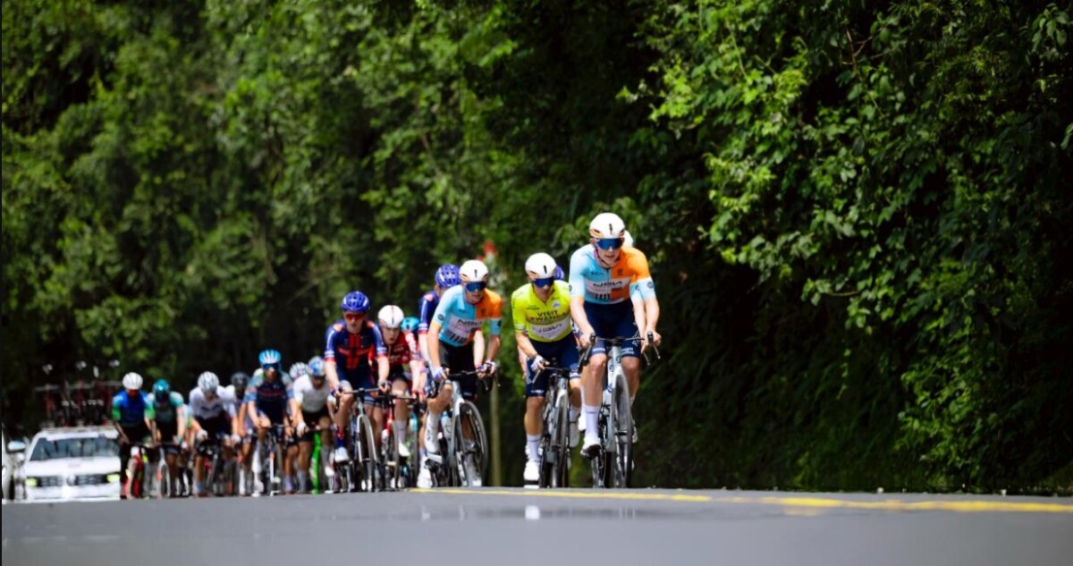 girodociclismo.com.br r no tour de ruanda e nsn segue na lideranca geral image 9