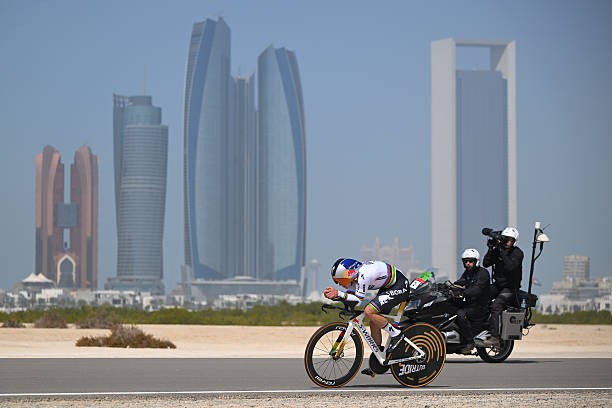 girodociclismo.com.br remco evenepoel analisa duelo com isaac del toro no uae tour daqui para frente a disputa sera bastante aberta assista o video image 2