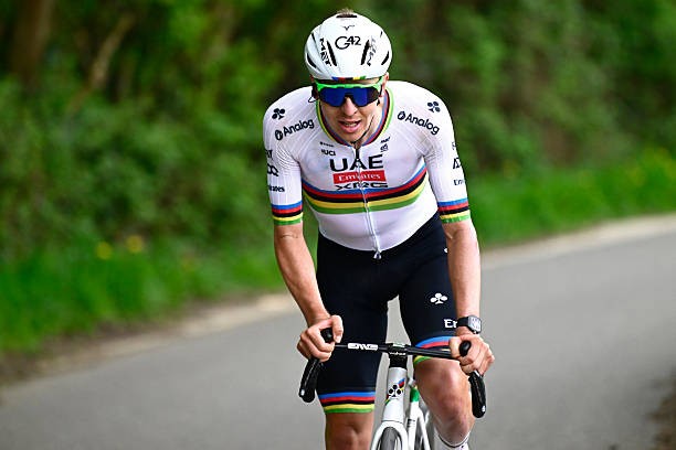 girodociclismo.com.br tadej pogacar pode ter revelado suas zonas de potencia em publicacao no strava image