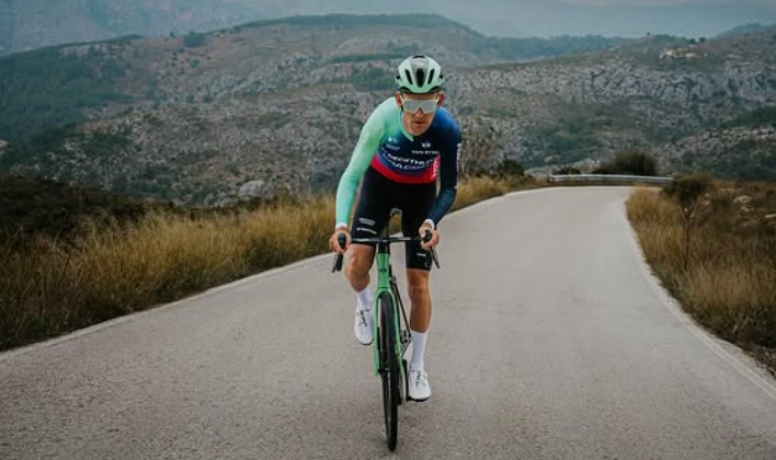 girodociclismo.com.br tiesj benoot passa por cirurgia e esta fora das classicas de primavera image 1