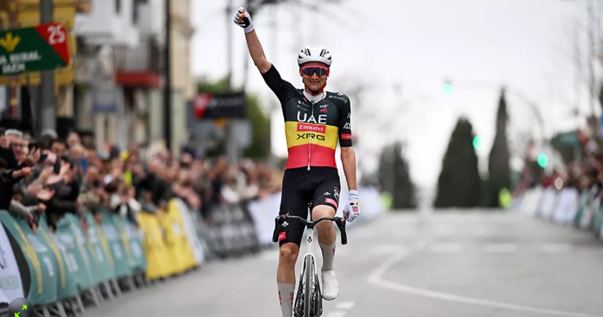 girodociclismo.com.br tim wellens vence clasica jaen apos solo de 50 km ciclista da uae no 3o lugar e desclassificado confira os resultados e a chegada image 2