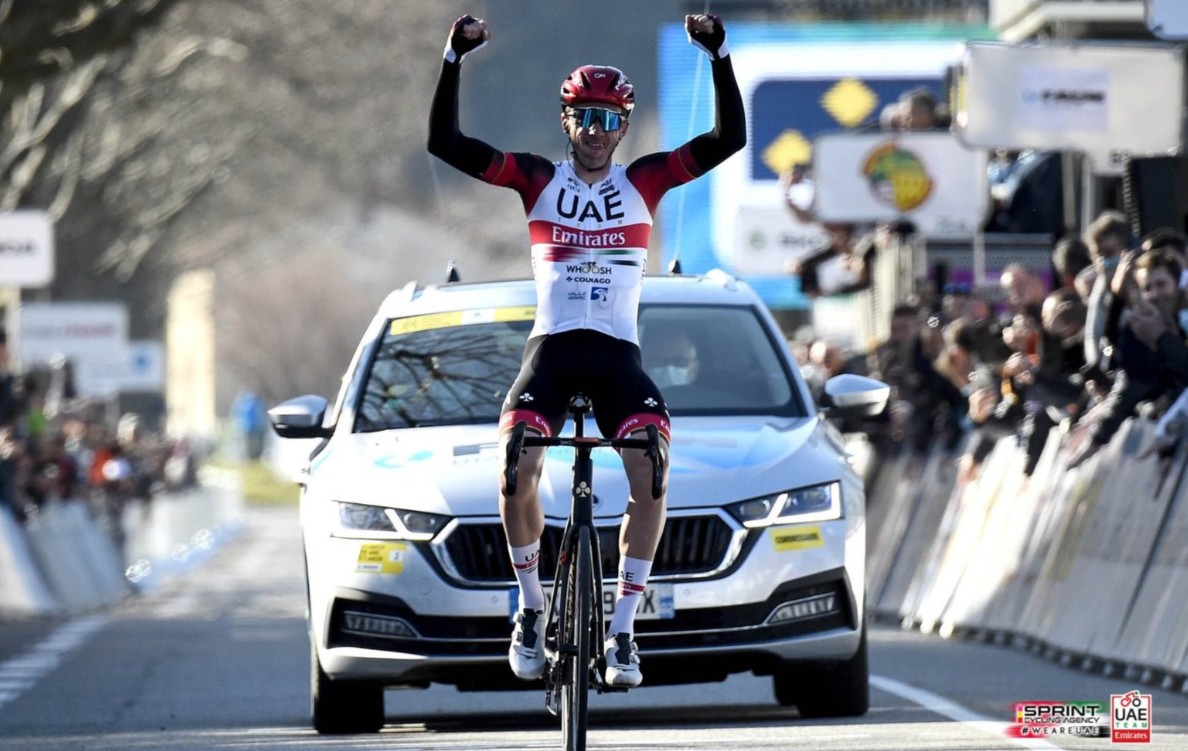 girodociclismo.com.br uae divide forcas entre belgica e franca no fim de semana de classicas image 4