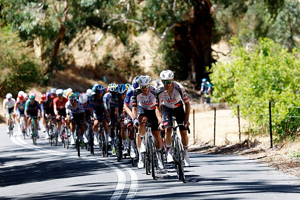 girodociclismo.com.br uae emirates define elenco para o muscat classic e tour de oma adam yates na lideranca com rui oliveira confirmado image 2