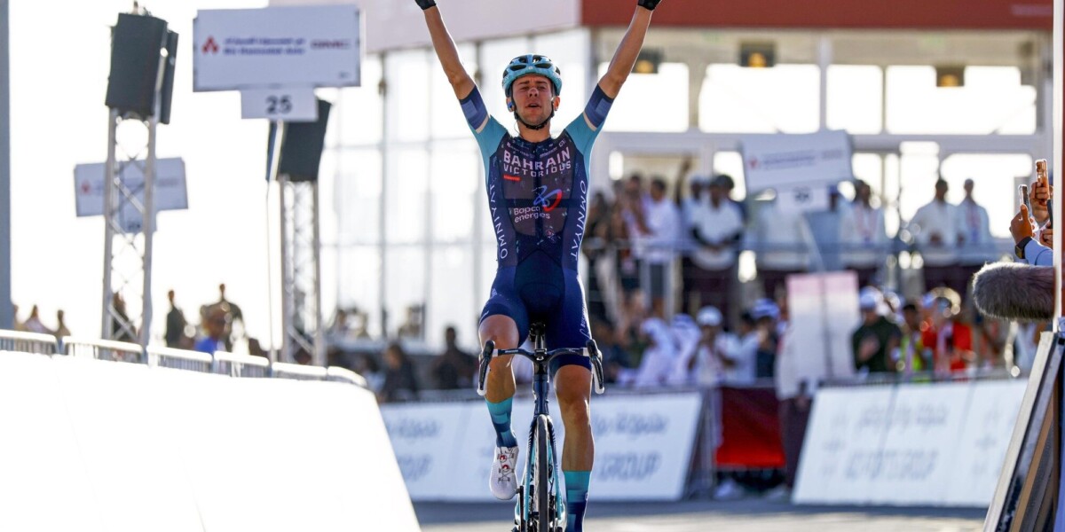 girodociclismo.com.br uae tour 2026 antonio tiberi vence a 3a etapa e assume a lideranca remco evenepoel quebra confira os resultados e a chegada image