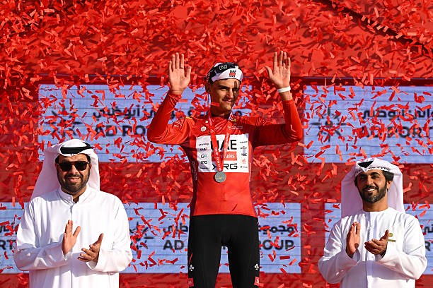 girodociclismo.com.br uae tour 2026 isaac del toro e campeao jonathan milan vence a 7a etapa no sprint confira os resultados e a chegada image 5