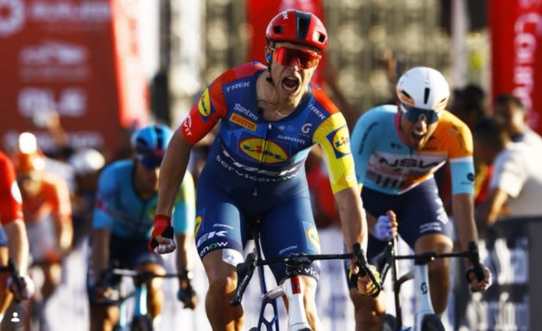 girodociclismo.com.br uae tour 2026 jonathan milan vence 4a etapa apos sprint eletrizante confira os resultados e a chegada image 3