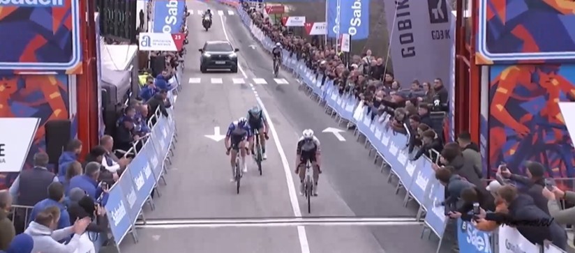 girodociclismo.com.br vence a etapa rainha da volta a valencia resultados e chegada image 28