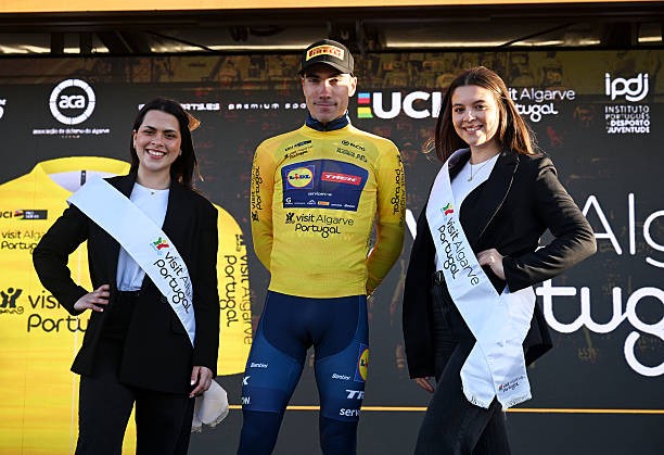 girodociclismo.com.br volta ao algarve 2026 classificacao geral apos a 2a etapa juan ayuso e o novo lider confira as classificacoes de todas as categorias image 2