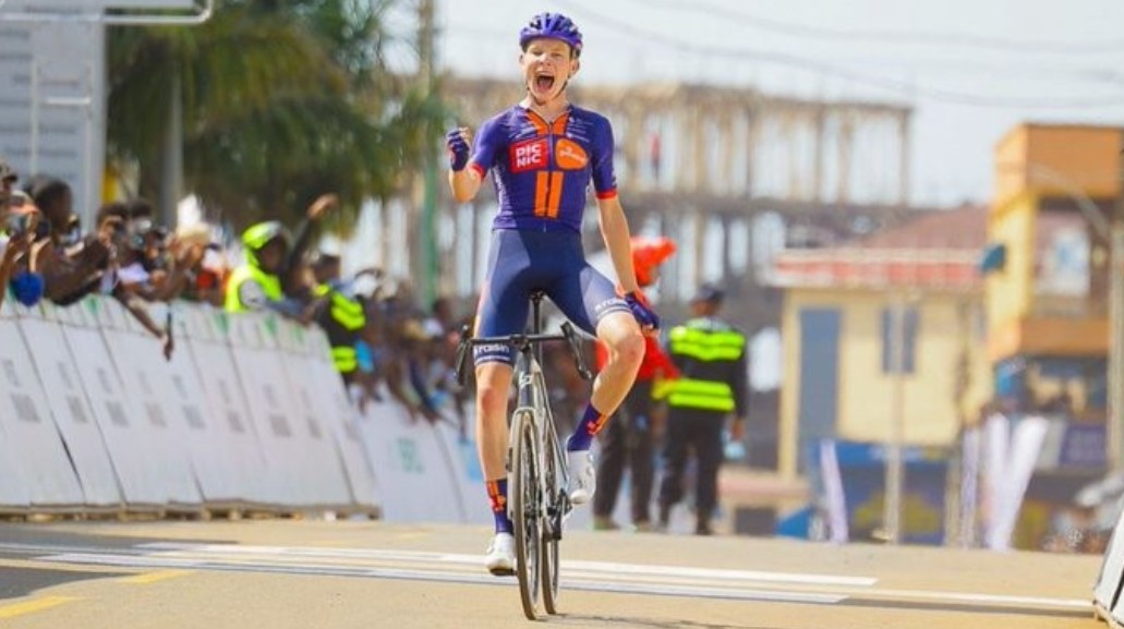 girodociclismo.com.br zomermaand conquista etapa e celebra primeira vitoria profissional no tour de ruanda image 4