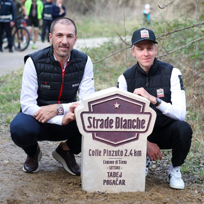 girodociclismo.com.br agora e oficial tadej pogacar e o nome do iconico colle pinzuto da strade bianche assista o video image 1