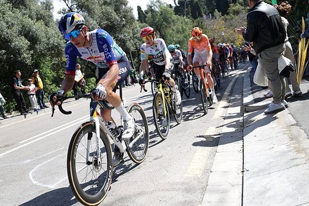 girodociclismo.com.br ainda posso melhorar bastante no giro ditalia estarei ainda melhor jonas vingegaard confiante apos vitoria na volta a catalunya assista o video image