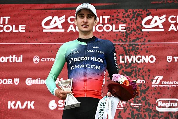 girodociclismo.com.br contratar paul seixas quando voce tem tadej pogacar e ostentacao historico diretor do world tour faz fortes criticas a uae emirates image 3