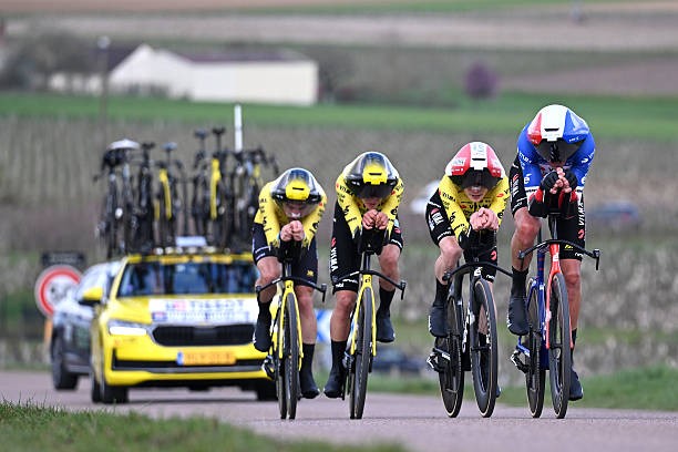 girodociclismo.com.br hoje comeca um novo capitulo da paris nice jonas vingegaard admite reves mas mantem esperanca assista o video image 2
