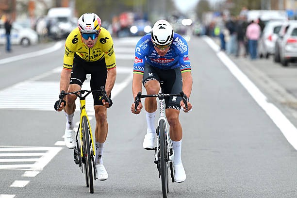 girodociclismo.com.br jasper philipsen vence edicao epica da in flanders fields 2026 apos sprint dramatico image 3