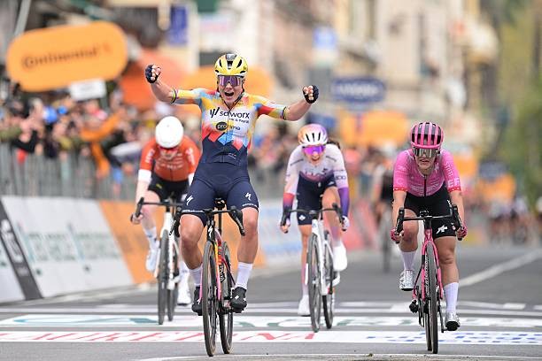 girodociclismo.com.br kopecky vence a milano sanremo donne apos sprint decisivo em sanremo image 2
