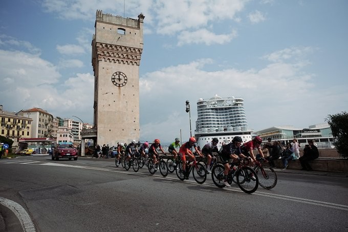 girodociclismo.com.br kopecky vence a milano sanremo donne apos sprint decisivo em sanremo image 7