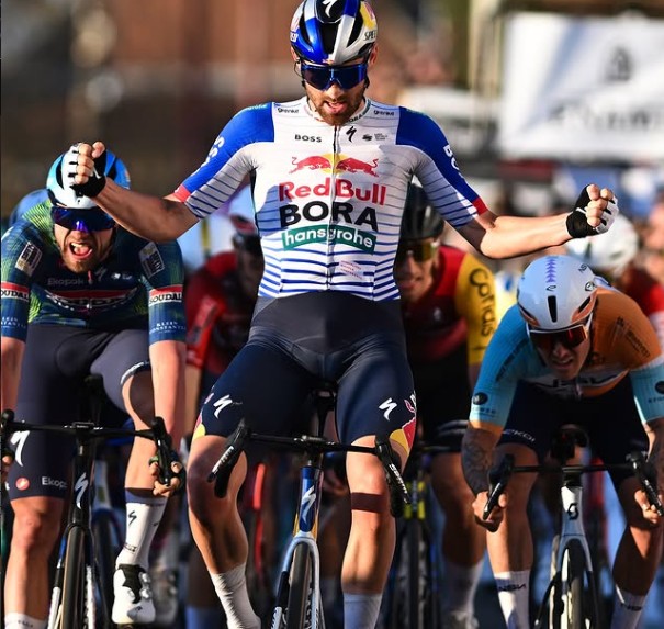 girodociclismo.com.br le samyn 2026 jordi meeus vence em sprint eletrizante wout van aert sofre furo e fica fora confira os resultados e a chegada image 5