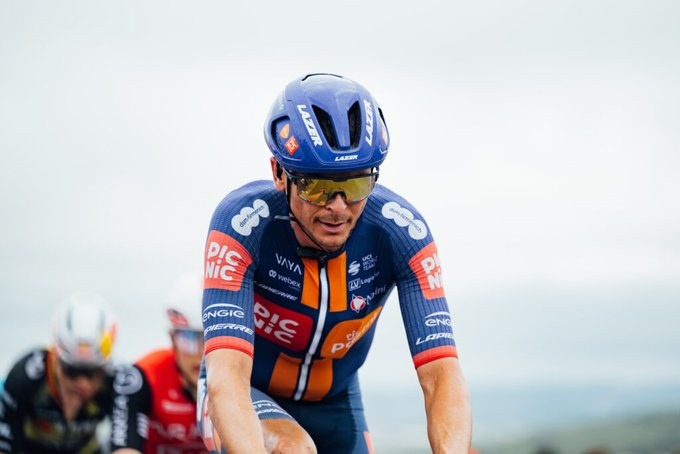 girodociclismo.com.br lesao de warren barguil se mostra mais grave apos novos exames image