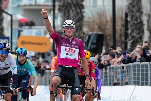 girodociclismo.com.br mathieu van der poel perde gregario para a milan sanremo alpecin premier tech revela equipe para a competicao confira image 1