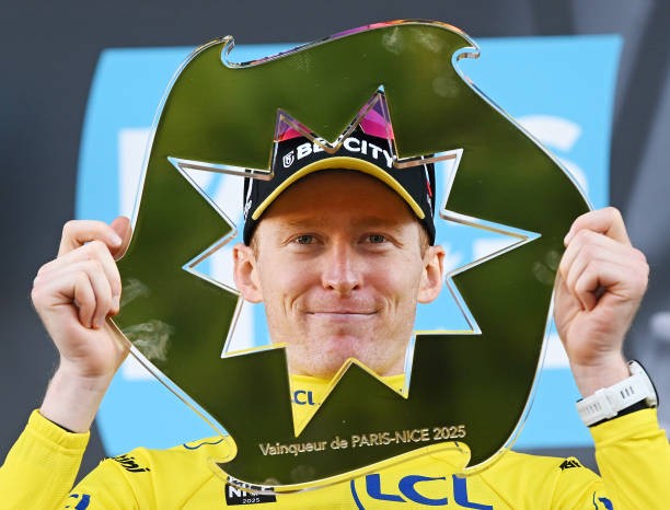 girodociclismo.com.br paris nice 2026 onde assistir jonas vingegaard e juan ayuso confira o start list final e todas as etapas image 1