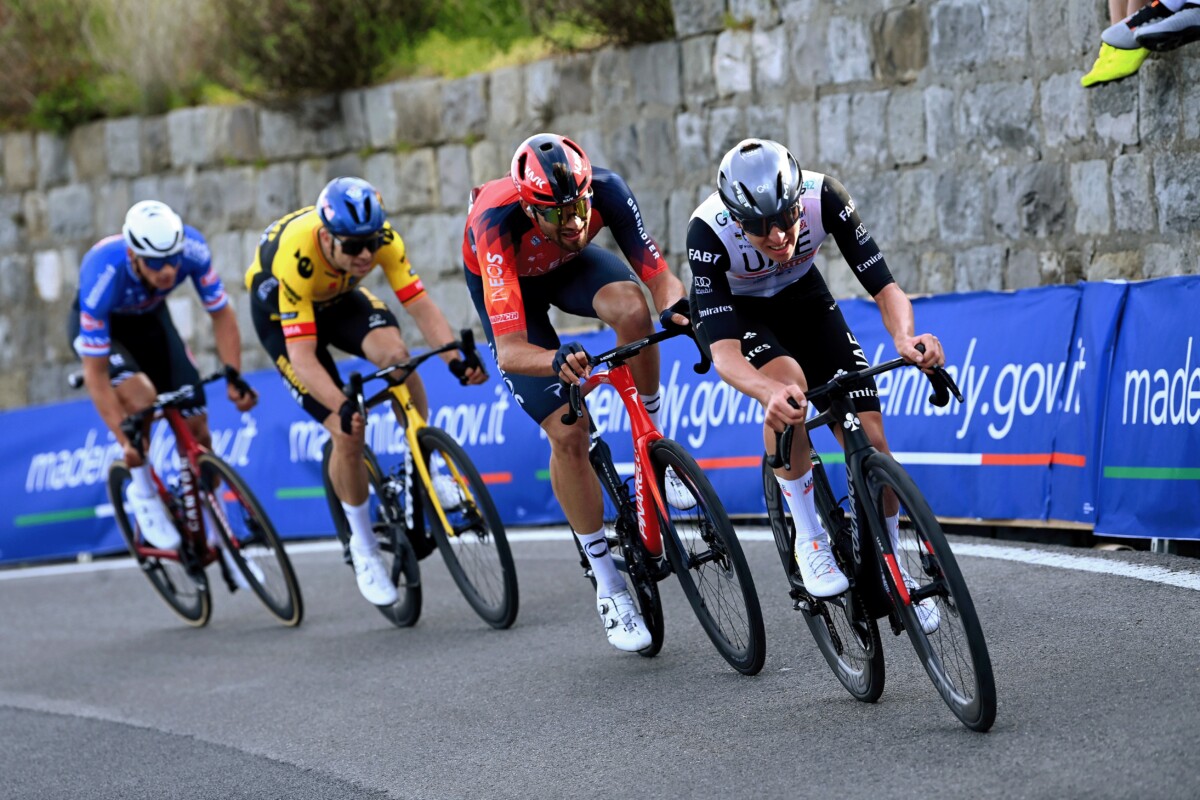 girodociclismo.com.br se tadej pogacar deixar van der poel para tras ele ira sozinho ate a chegada filippo ganna analisa francamente a milan sanremo image 2