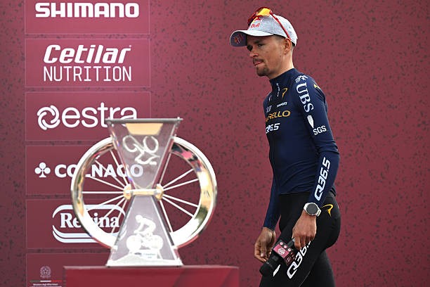 girodociclismo.com.br strade bianche 2026 lista de largada final com as numeracoes dos ciclistas onde assistir ao vivo tadej pogacar e wout van aert image 7