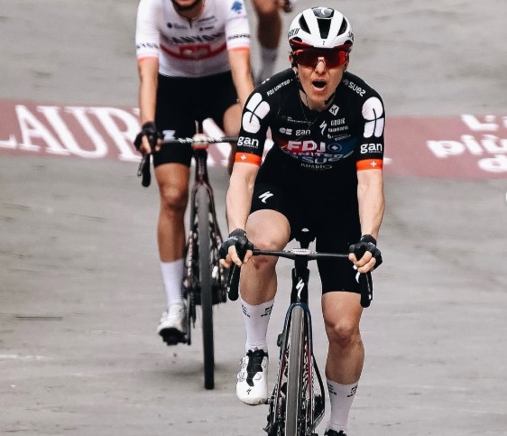girodociclismo.com.br strade bianche donne 2026 elise chabbey vence em siena confira os resultados e a chegada image 8